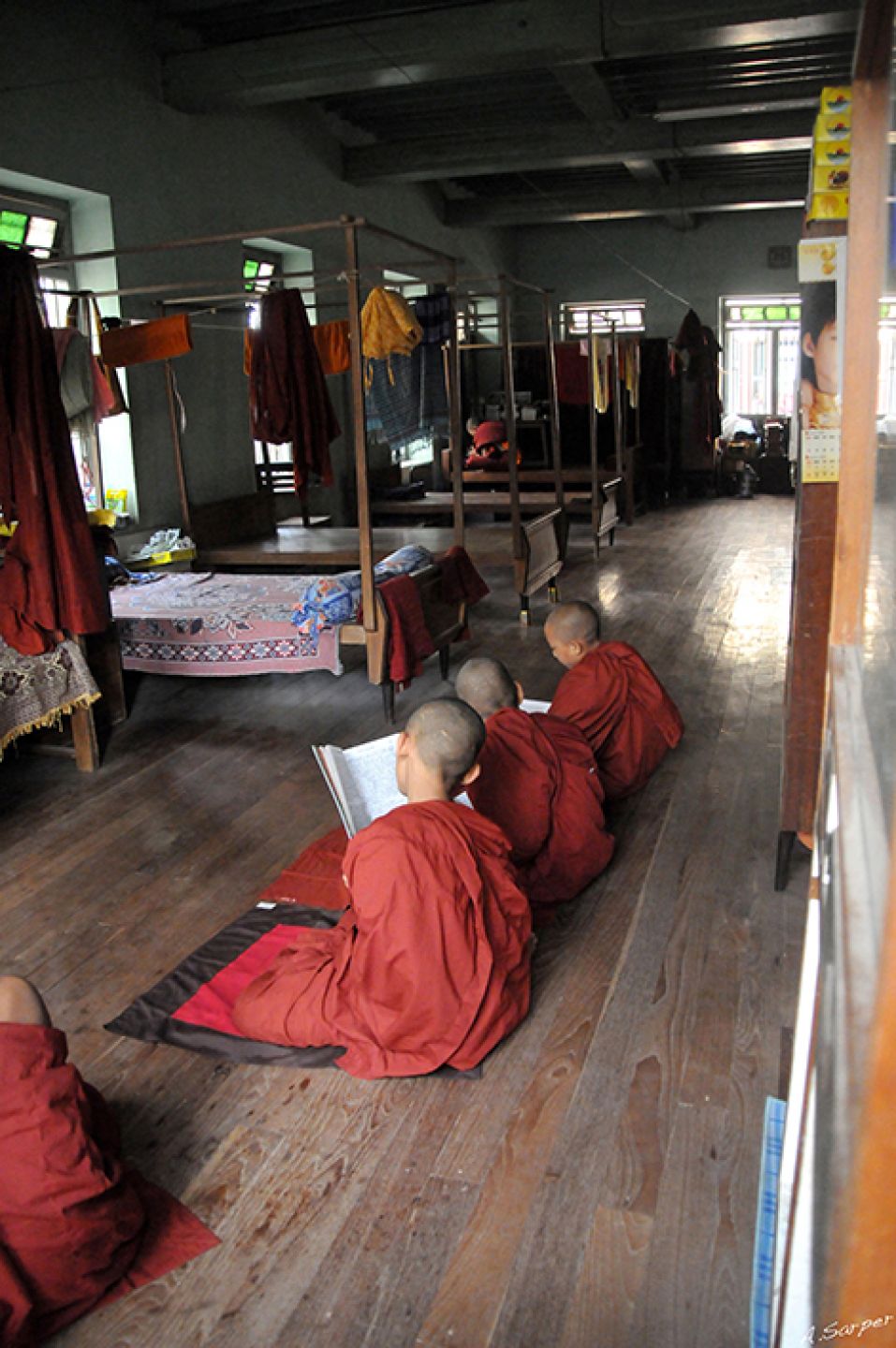 Myanmar 374